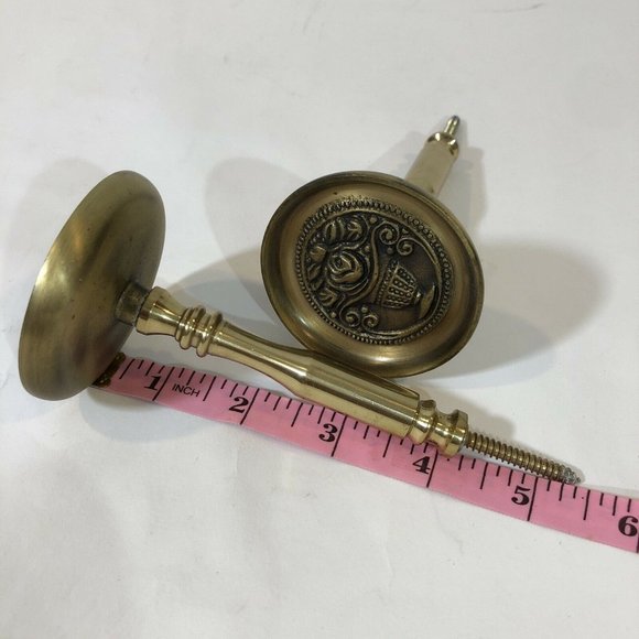 2 - Henlo Decorator Brass Curtain Holdbacks Floral Bouquet - Picture 11 of 11